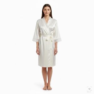 Oscar de la Renta Ivory Satin like Robe with Lace Trim